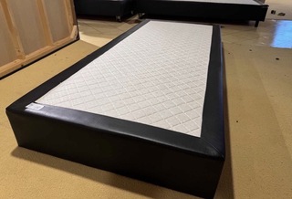 Losse boxspring, zwart